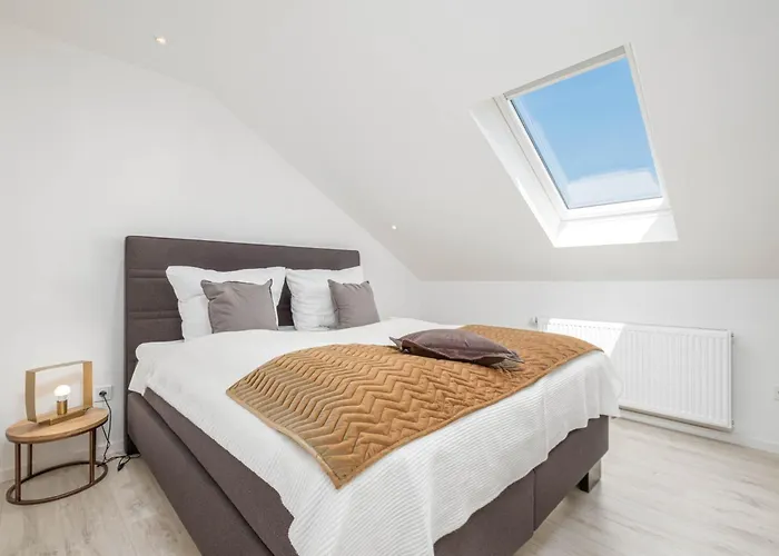 Sunside #5 Apartment *