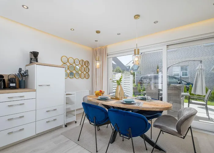 Sunside #5 Apartment